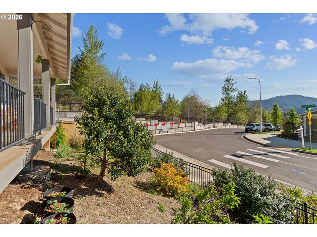 10531 Se 162ND Ave, Happy Valley, OR 97086