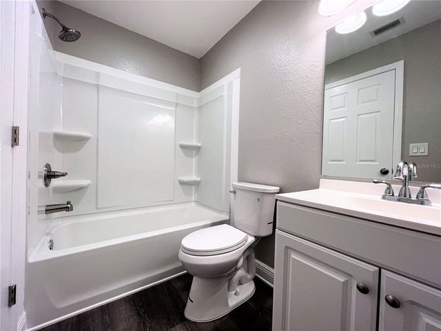 14603 64TH STREET N B, Clearwater, FL 33760