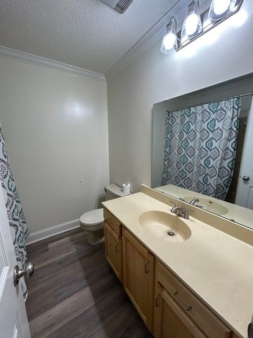 208 Rue De Iberville, Houma, LA 70360