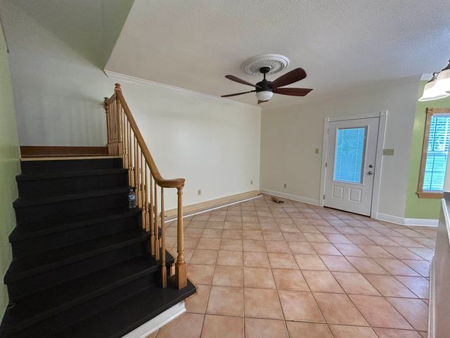 208 Rue De Iberville, Houma, LA 70360