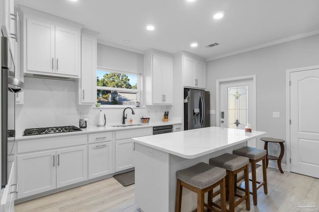5861 Sword Fern Way, Pensacola, FL 32526
