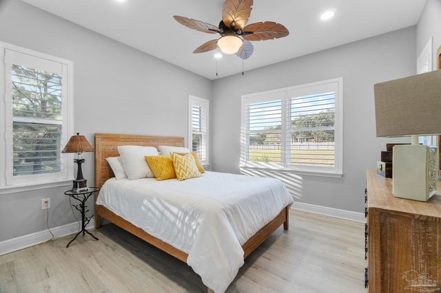 5861 Sword Fern Way, Pensacola, FL 32526
