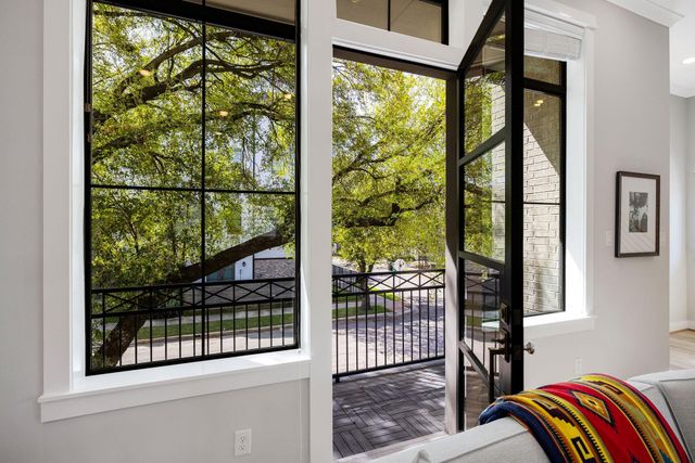 418 Hyde Park Boulevard, Houston, TX 77006