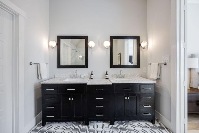 418 Hyde Park Boulevard, Houston, TX 77006