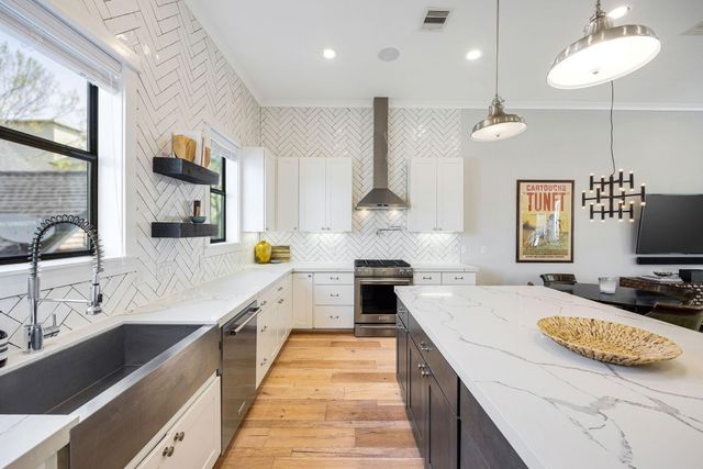 418 Hyde Park Boulevard, Houston, TX 77006