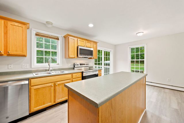 6 Birch Street, Northwood, NH 03261