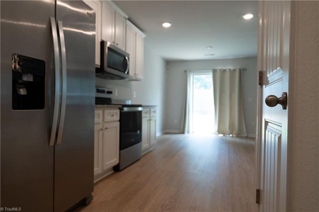 2241 Balmore Avenue, Greensboro, NC 27405