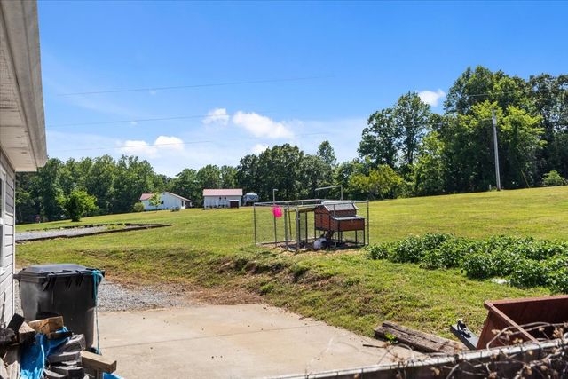 109 Bessie Clark Rd, Erin, TN 37061