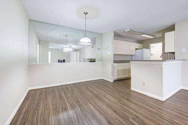 10729 Braes Bend Drive, Houston, TX 77071