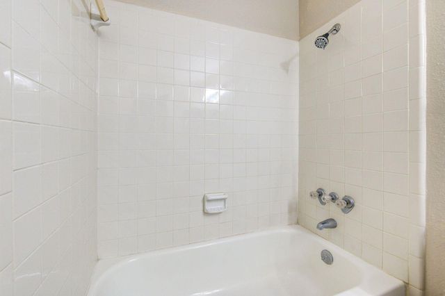 10729 Braes Bend Drive, Houston, TX 77071