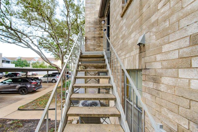 10729 Braes Bend Drive, Houston, TX 77071