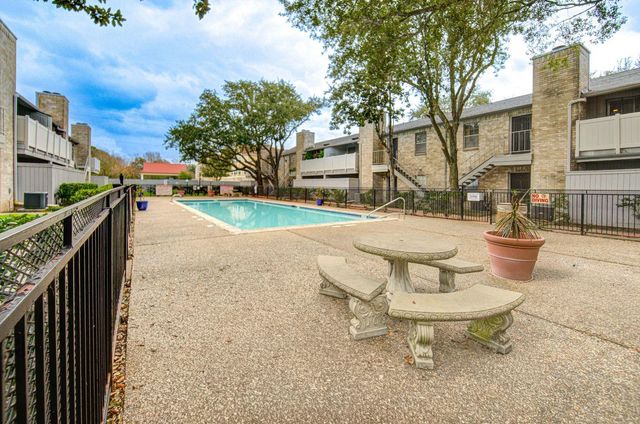 10729 Braes Bend Drive, Houston, TX 77071