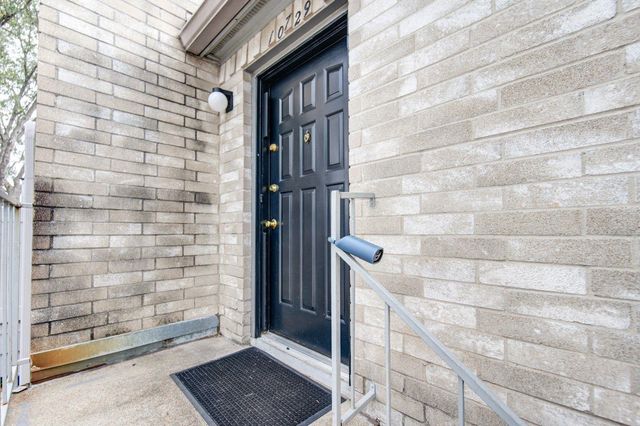 10729 Braes Bend Drive, Houston, TX 77071