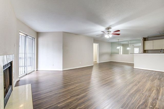 10729 Braes Bend Drive, Houston, TX 77071