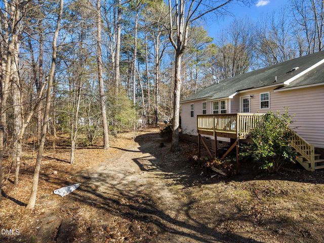 220 Dulcimer Lane, Zebulon, NC 27597