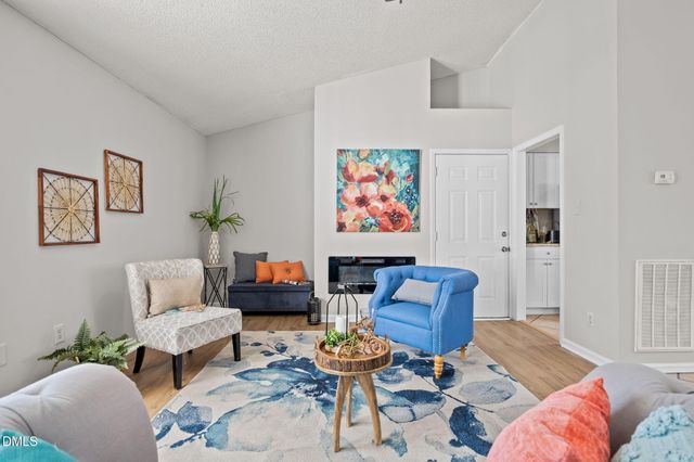 220 Dulcimer Lane, Zebulon, NC 27597