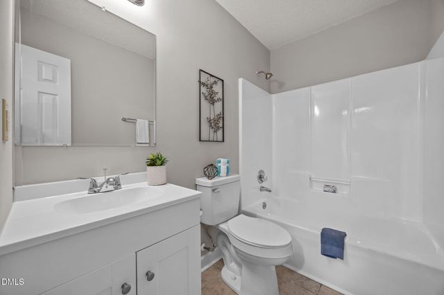 220 Dulcimer Lane, Zebulon, NC 27597