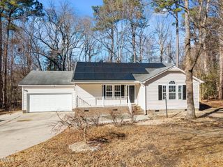220 Dulcimer Lane, Zebulon, NC 27597