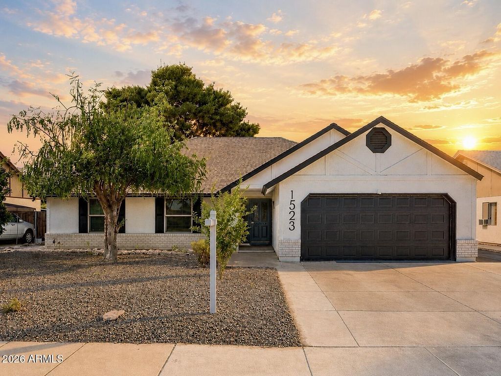 1523 W MISSION Drive, Chandler, AZ 85224