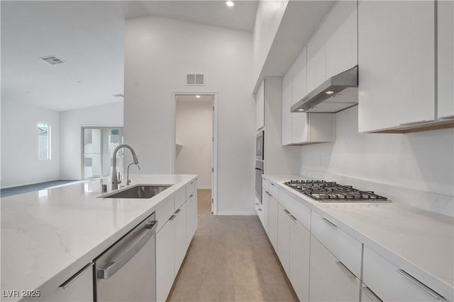 85 Sarabeth Street, Las Vegas, NV 89138