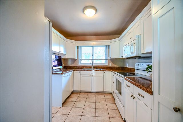 1708 Duchess, Kettering, OH 45420