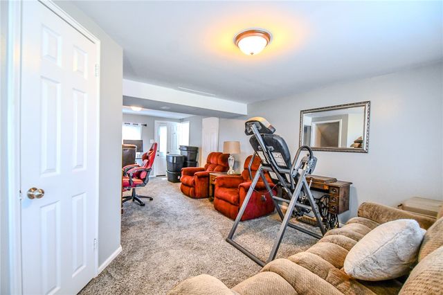 1708 Duchess, Kettering, OH 45420