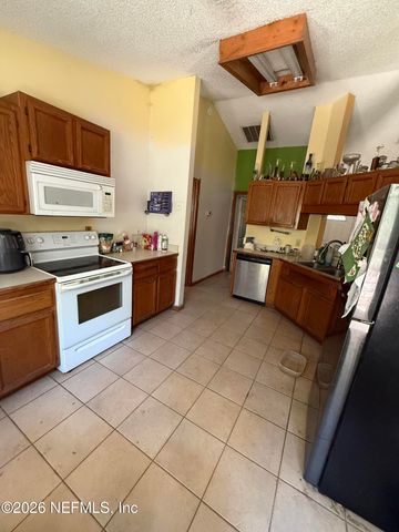 45 MINT Circle, Middleburg, FL 32068