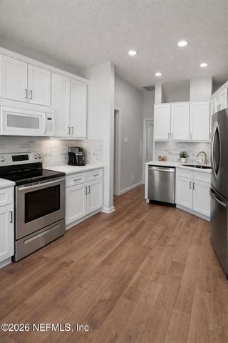 45 MINT Circle, Middleburg, FL 32068