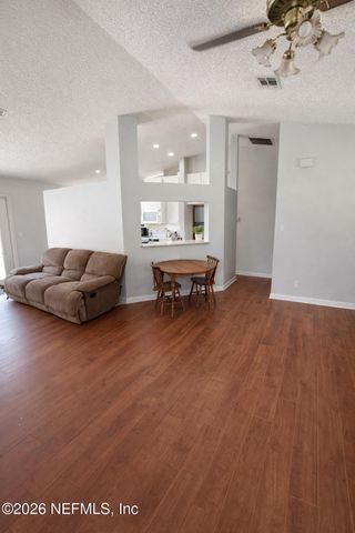 45 MINT Circle, Middleburg, FL 32068