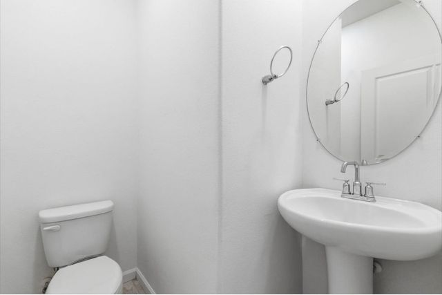 1462 W Randy Court, Fowler, CA 93625