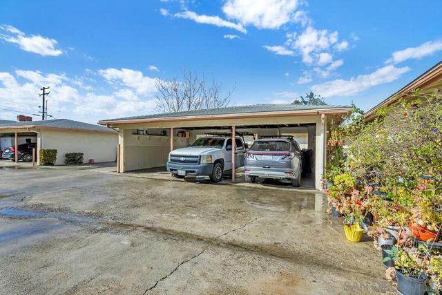 120 Trellis Lane, Escondido, CA 92026