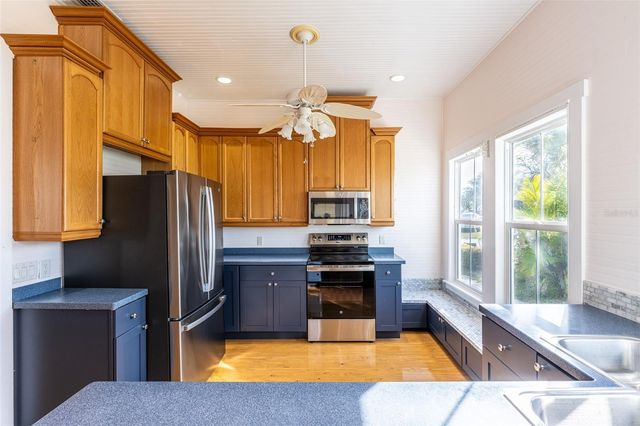 12007 45TH AVENUE W, Cortez, FL 34215