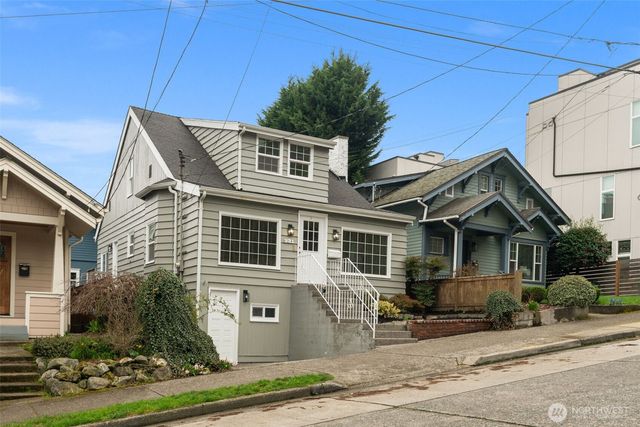 921 N 50th Street, Seattle, WA 98103