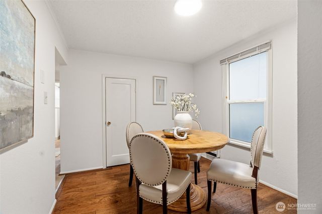 921 N 50th Street, Seattle, WA 98103