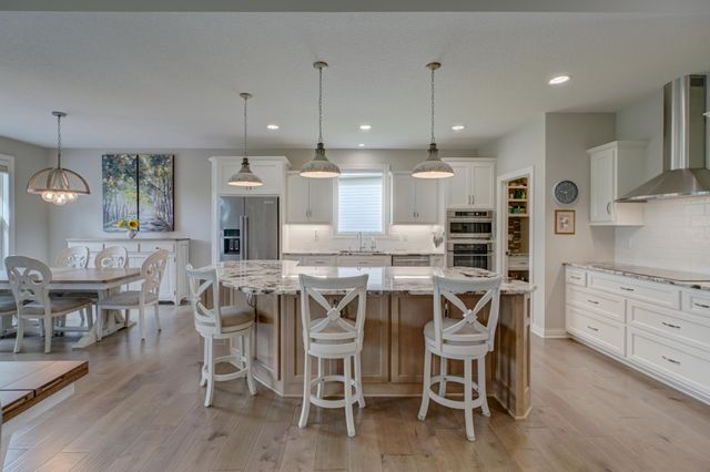 11322 Latrobe Lane N, Lake Elmo, MN 55042