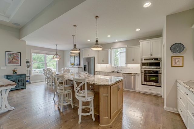 11322 Latrobe Lane N, Lake Elmo, MN 55042