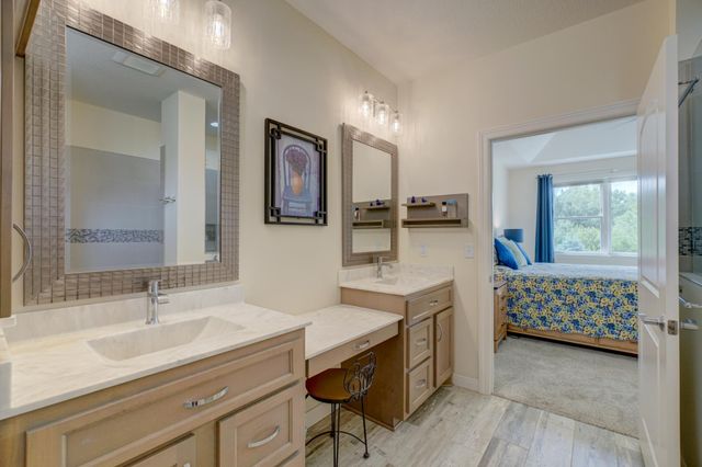 11322 Latrobe Lane N, Lake Elmo, MN 55042