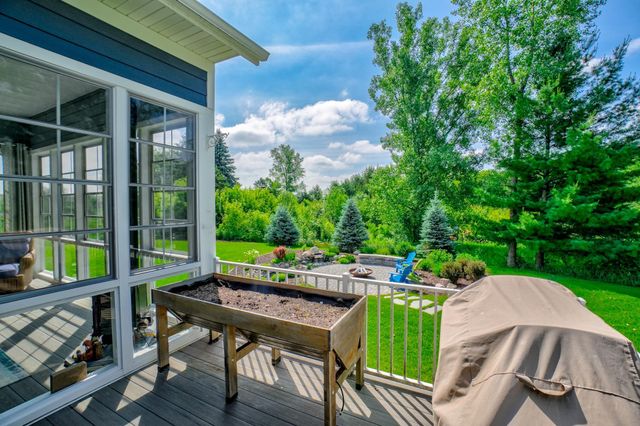 11322 Latrobe Lane N, Lake Elmo, MN 55042