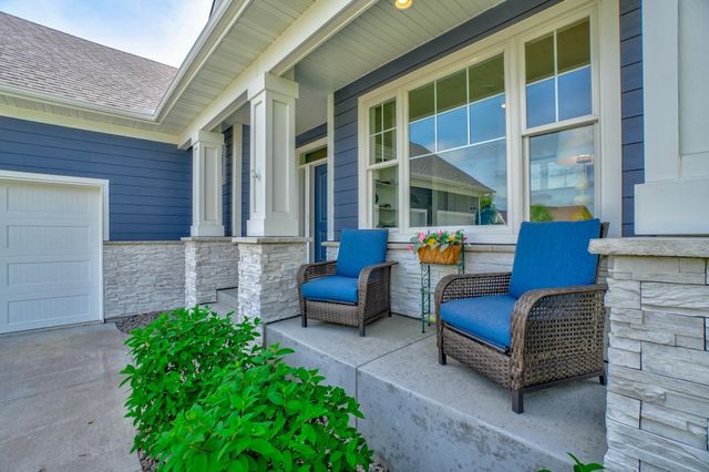 11322 Latrobe Lane N, Lake Elmo, MN 55042