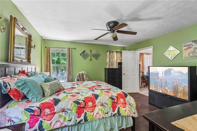1068 Shadow Lake Drive, Lithonia, GA 30058