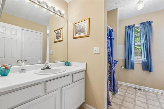 1068 Shadow Lake Drive, Lithonia, GA 30058