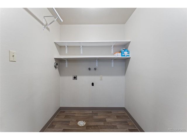 211 Westcott Ave, Colorado Springs, CO 80906