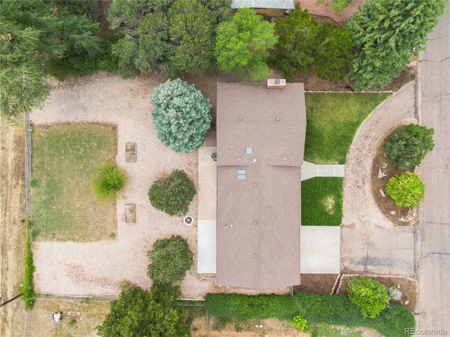 211 Westcott Ave, Colorado Springs, CO 80906