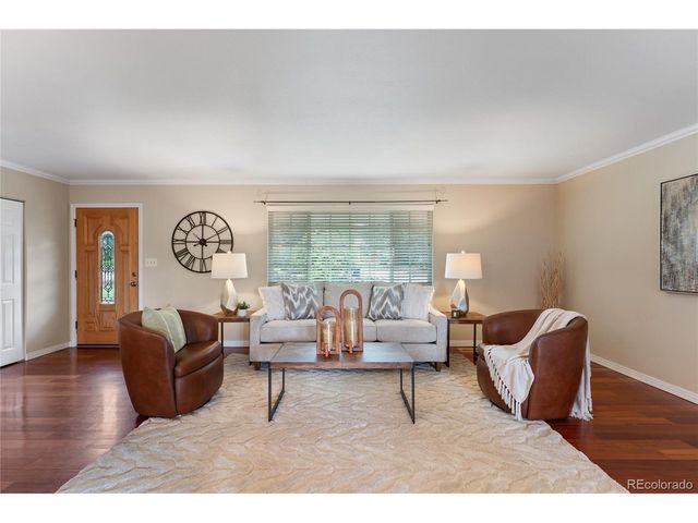 211 Westcott Ave, Colorado Springs, CO 80906