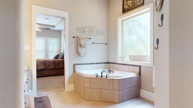 1026 The Cliffs Boulevard, Montgomery, TX 77356