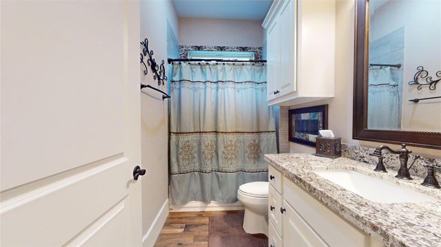 1026 The Cliffs Boulevard, Montgomery, TX 77356