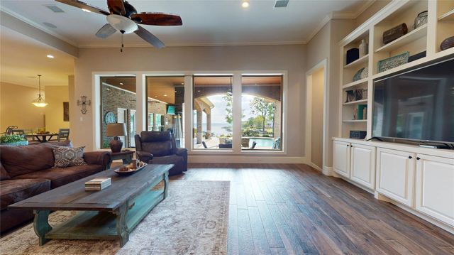 1026 The Cliffs Boulevard, Montgomery, TX 77356