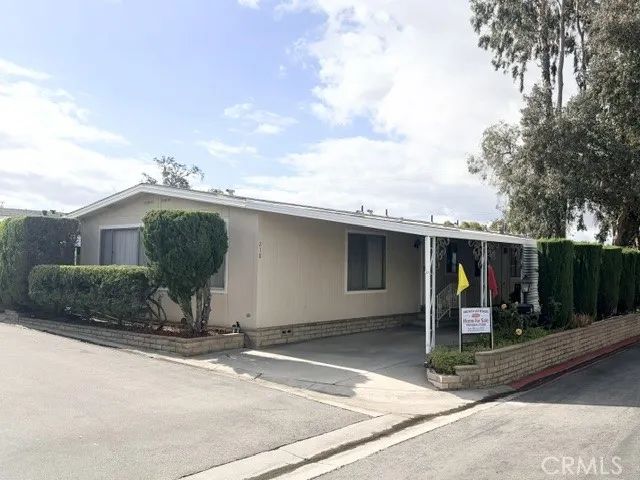 3850 Atlantic 218, Highland, CA 92346