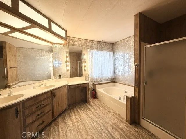 3850 Atlantic 218, Highland, CA 92346