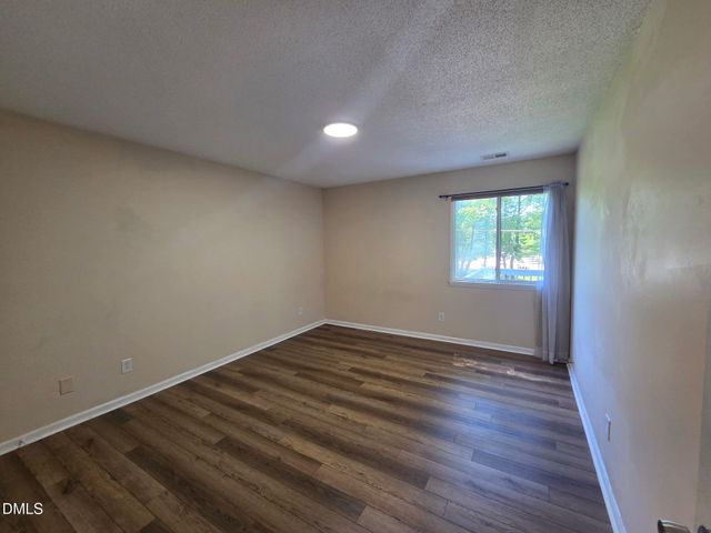 906 W Chatham Street, Cary, NC 27511